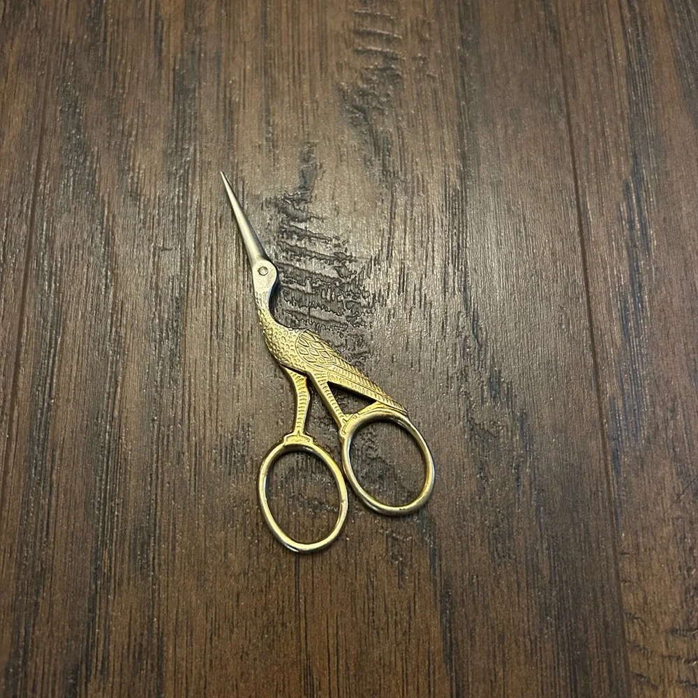 Antique Gold Stork Bird Embroidery Art Scissors